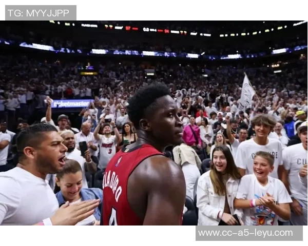 弗拉格今日表现出色砍下33分9板9助期待在圣诞节赢得更多比赛 弗拉格今日表现出色砍下33分9板9助期待在圣诞节赢得更多比赛