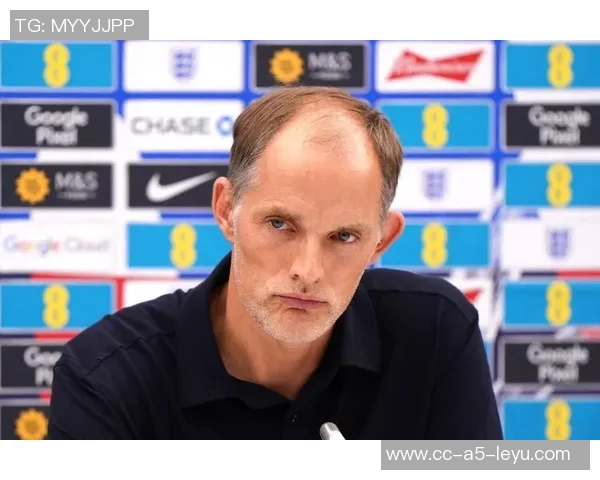 理查兹认为卡里克是理想人选但曼联是否会更换图赫尔仍存疑问 理查兹认为卡里克是理想人选但曼联是否会更换图赫尔仍存疑问