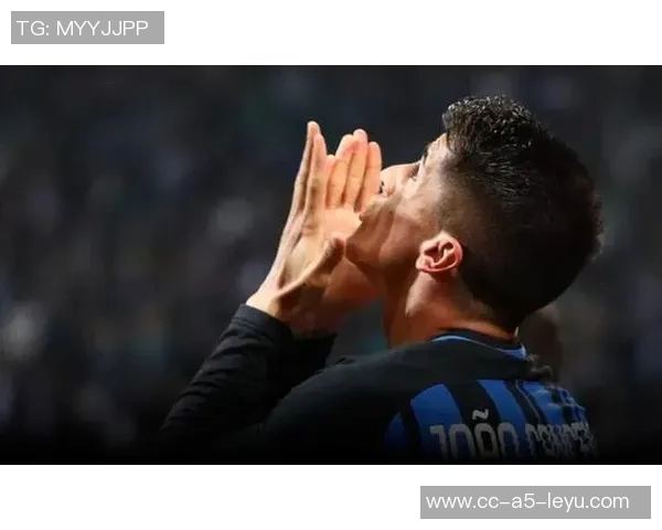 佩杜拉透露坎塞洛薪资情况国米报价仅为250万至300万欧元 佩杜拉透露坎塞洛薪资情况国米报价仅为250万至300万欧元