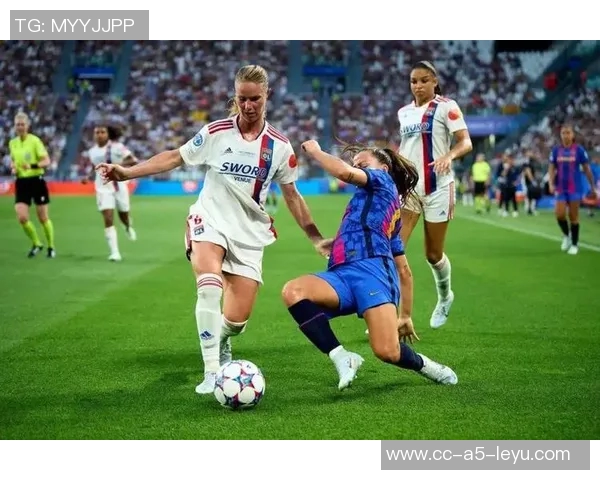 巴萨女足阿莱桑德里右膝前十字韧带断裂即将接受手术恢复之路艰难 巴萨女足阿莱桑德里右膝前十字韧带断裂即将接受手术恢复之路艰难