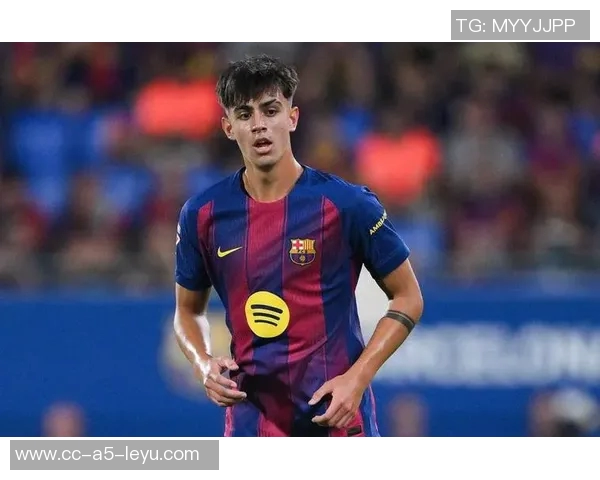 巴萨冬窗不外租18岁中场伯纳尔尽管赫罗纳有意仍将留队